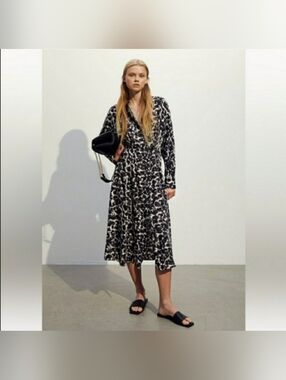H&M Tie-Belt Midi Length Dress